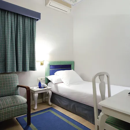 Hotel Niza 3*