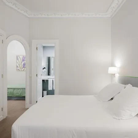 Hotel Niza 3*