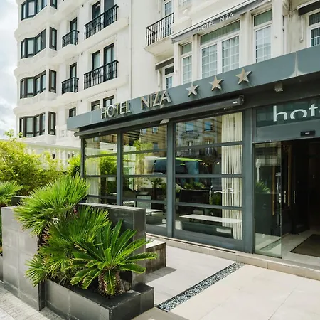 Hotel Niza