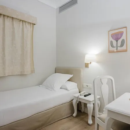 Hotel Niza
